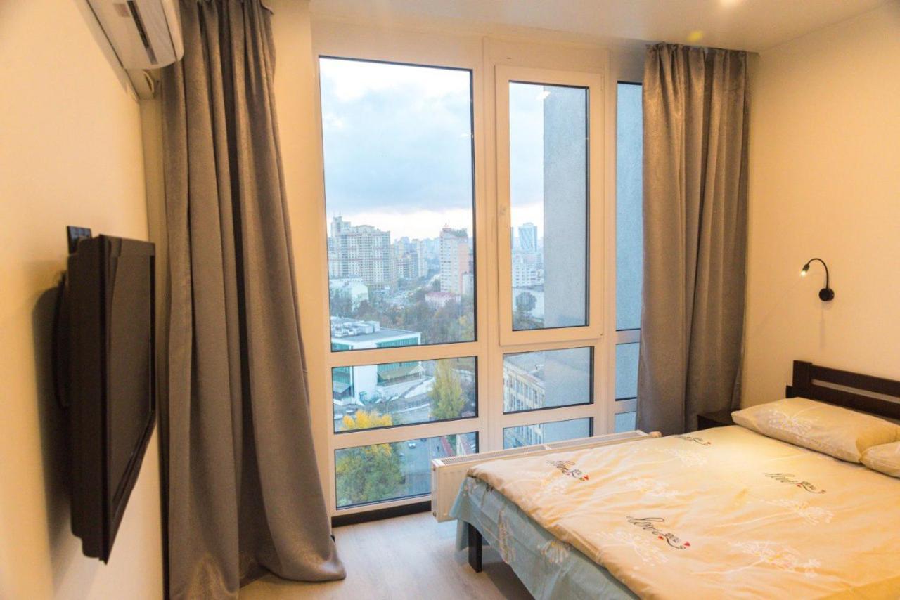 Apartment панорамные в новом доме Kyiv
