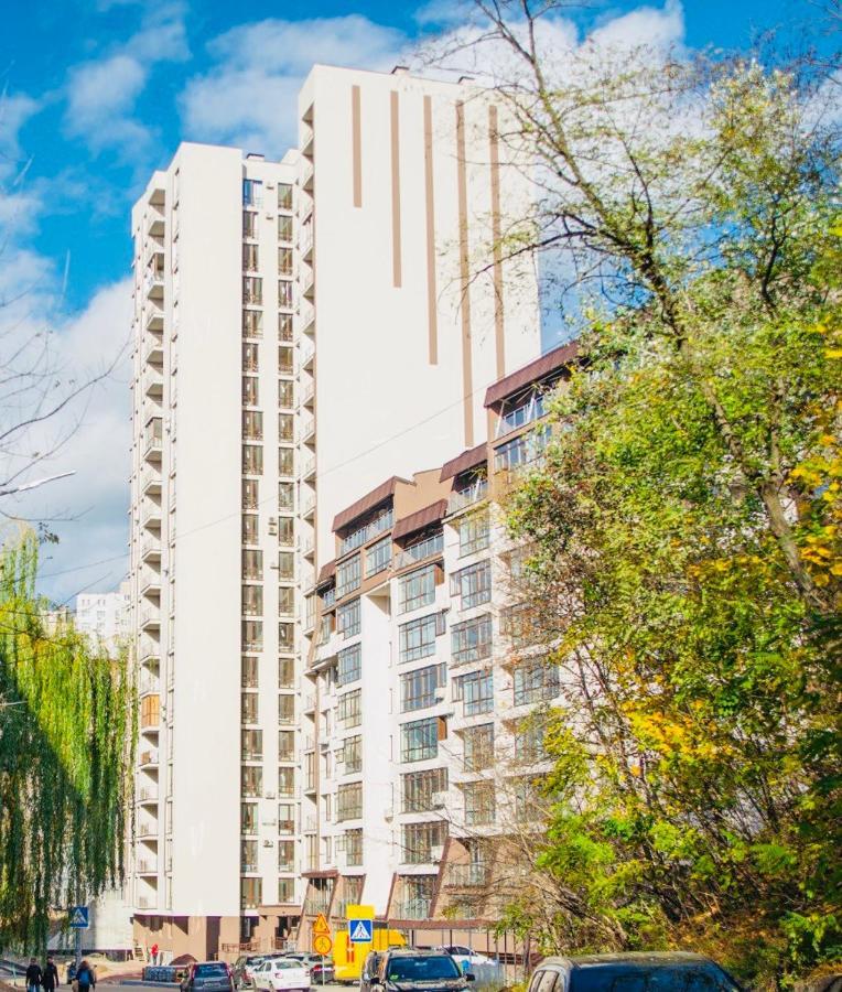 панорамные в новом доме Apartment Kyiv