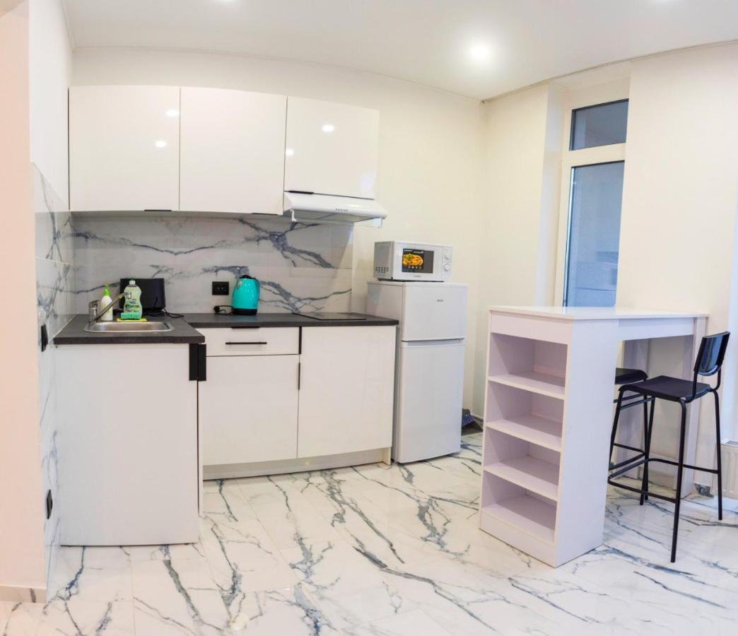 панорамные в новом доме Apartment Kyiv